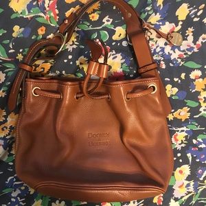 Dooney and Bourke leather Shoulder Bag!